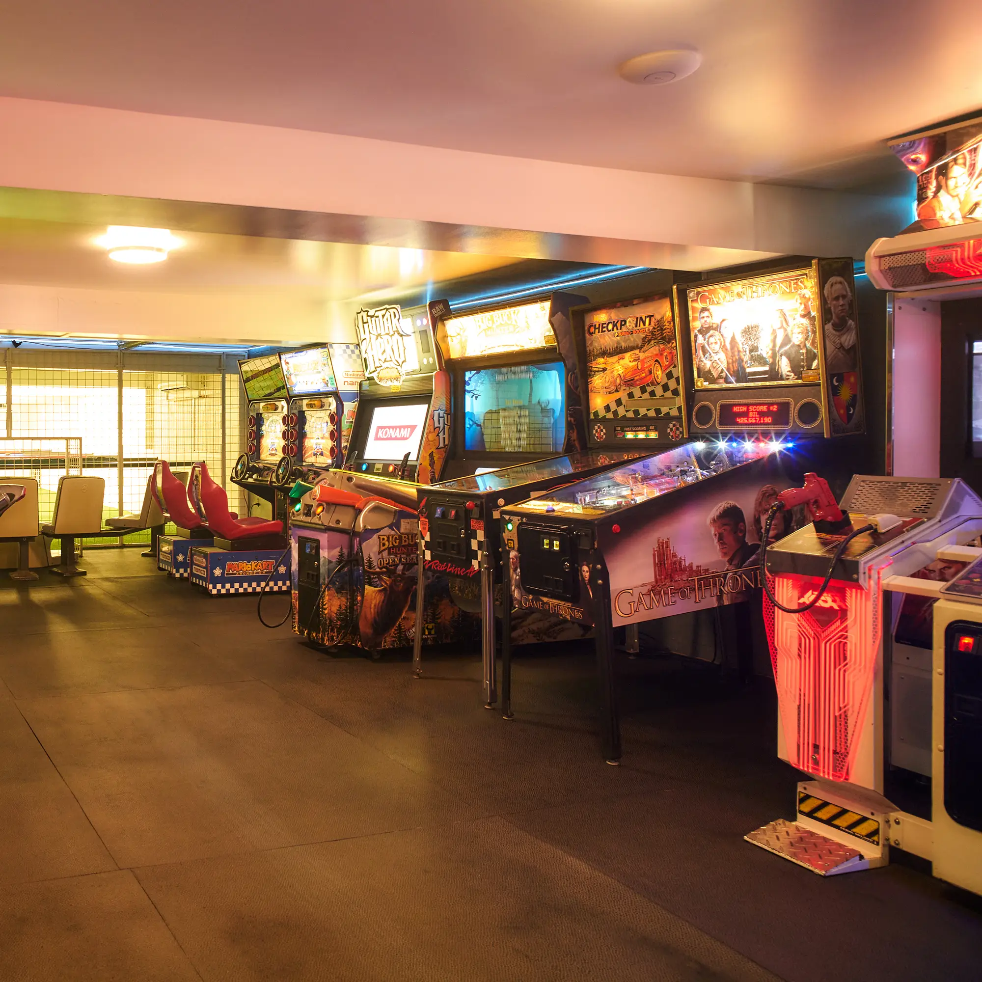 Salle d'arcade classique et amusante, voisin de la Taverne Gordon